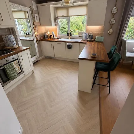 Cozy 3 Bed House In Dublin Lucan